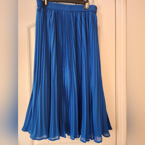 Michael Kors Dresses & Skirts - Michael Kors Elegant Royal Blue Pleated Skirt Elastic Waist Stretch 1X Old Money